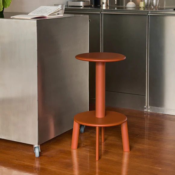 tradition-massif-stool-view-add01_580x.webp